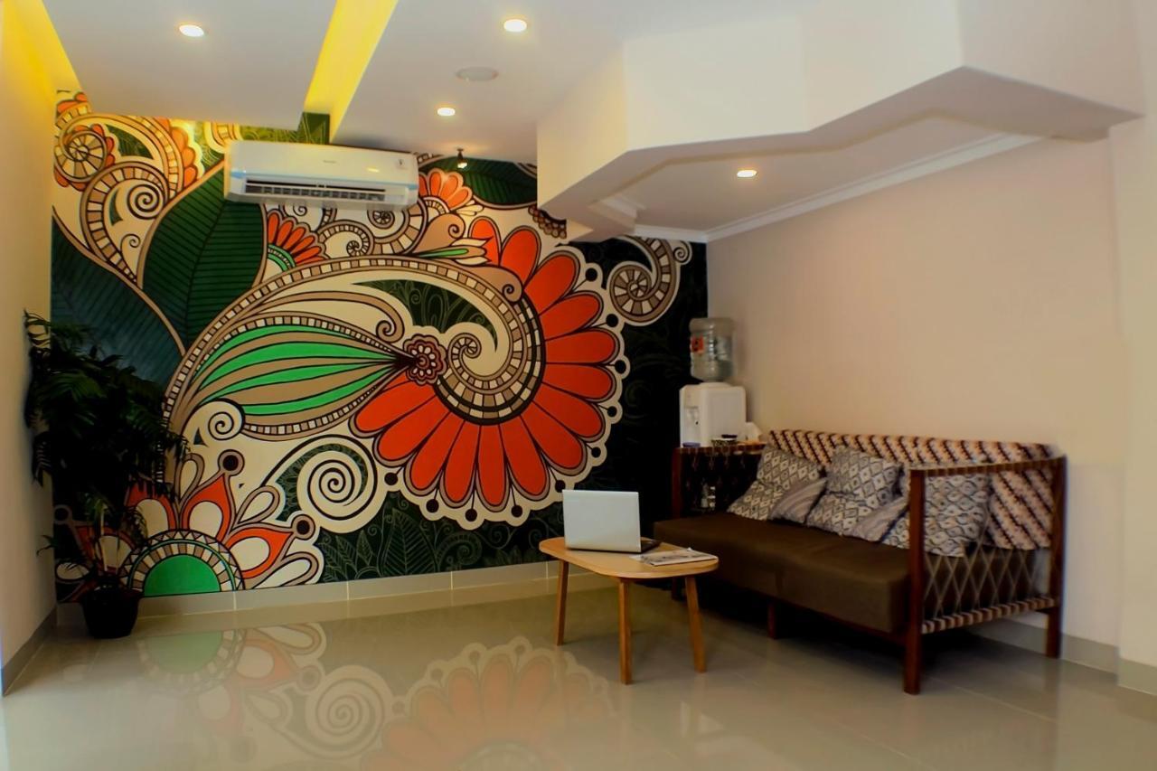 Front One Cabin Malioboro Jogja Yogyakarta Exterior foto